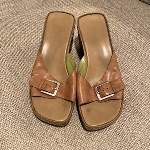 Natural leather platform Nine West slides